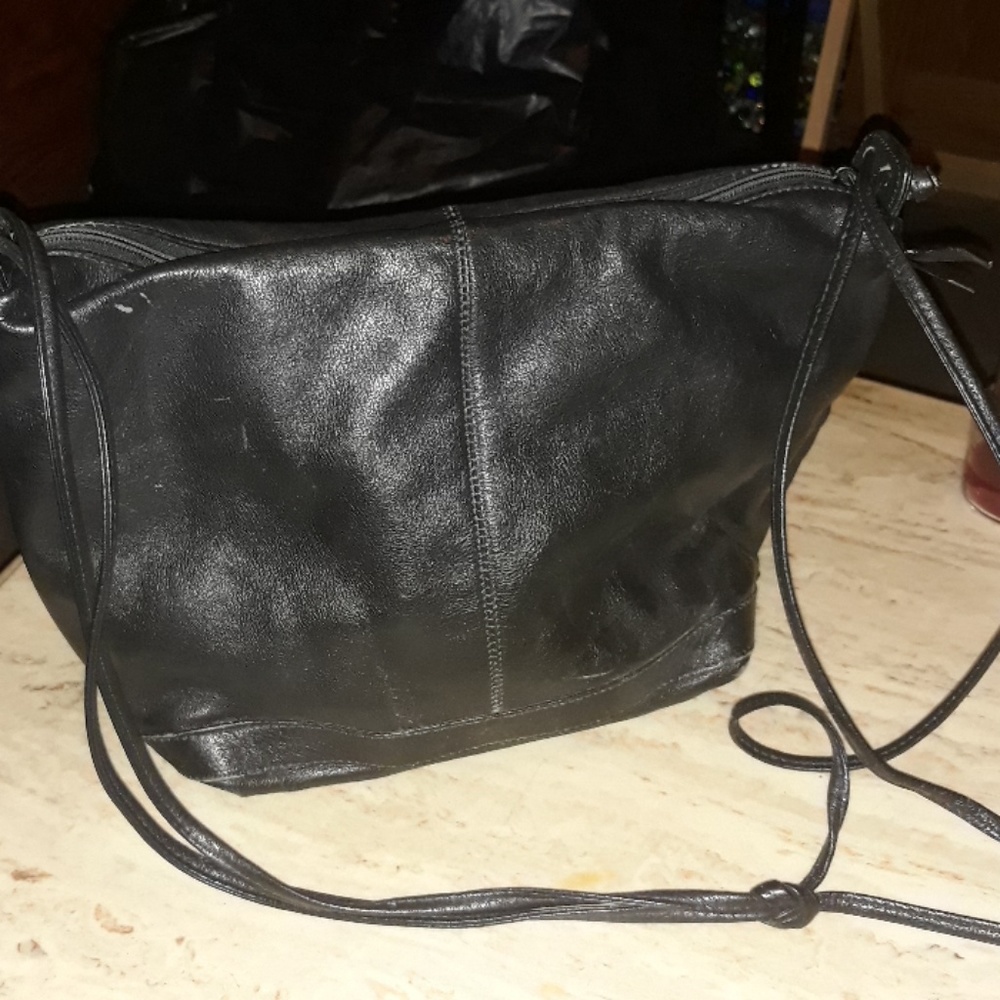 Contessa leather purse